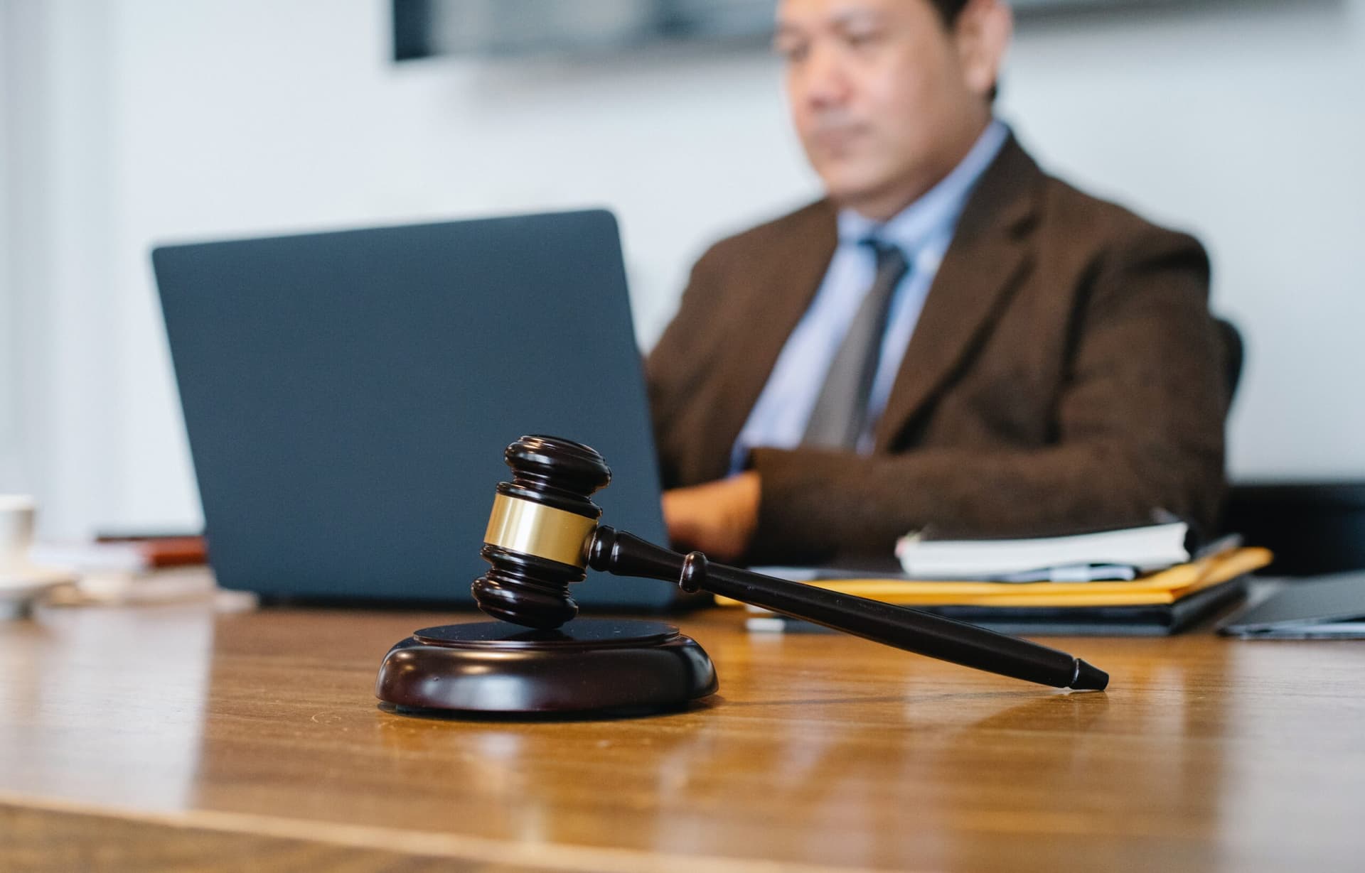 Anchorage Attorney: Guide to Legal Services