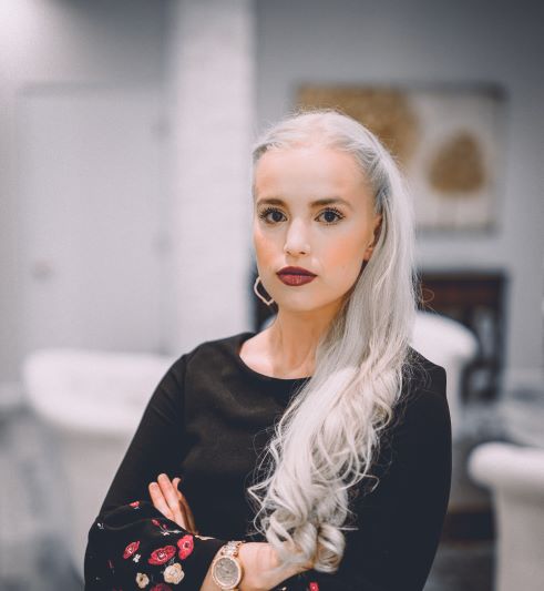 MANDY LADEMANN